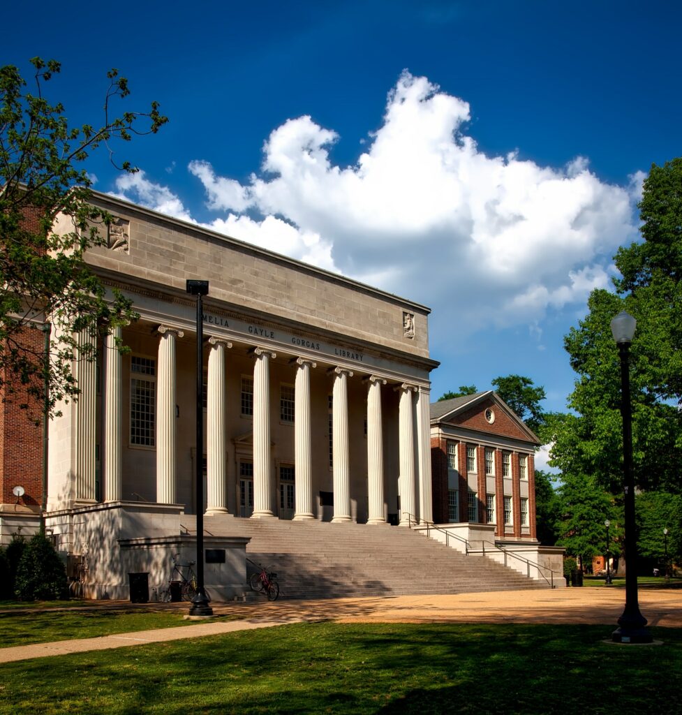 Shipping Luggage for Student University Moves | Sherpr