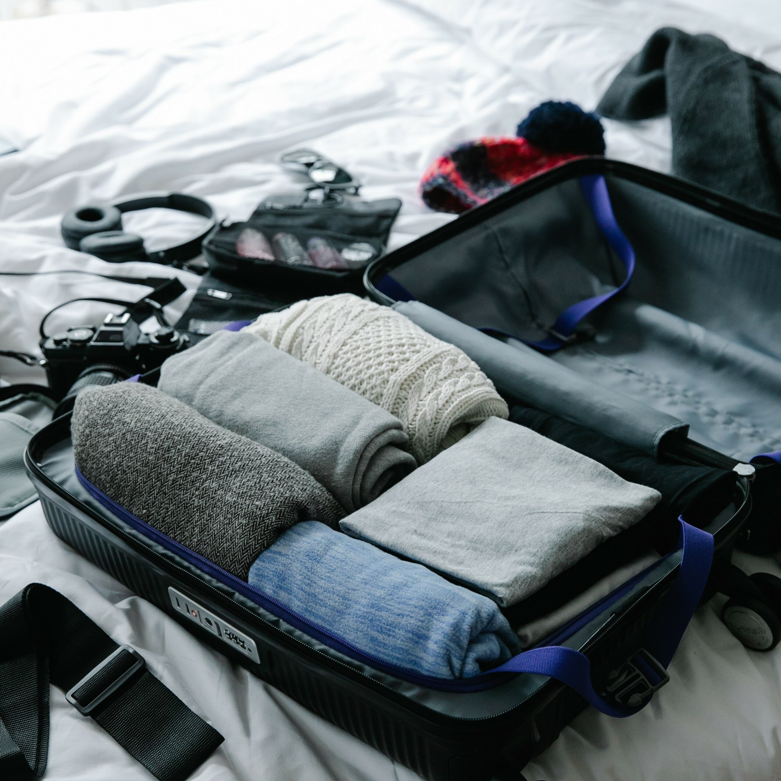 How Shipping Luggage Saves Money On Excess Baggage Fees