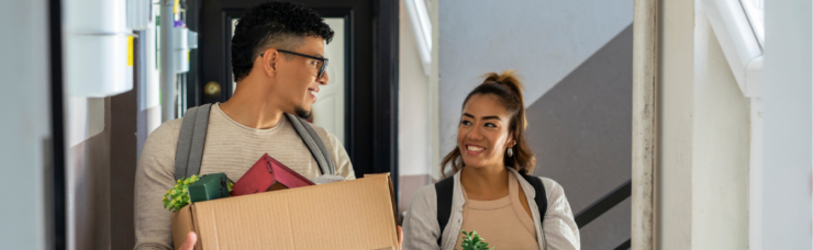 Best Luggage Delivery Service UK | Sherpr