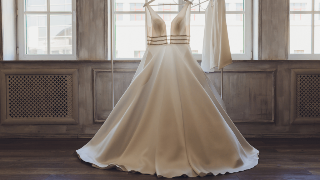 Ship Your Wedding Dress | Sherpr