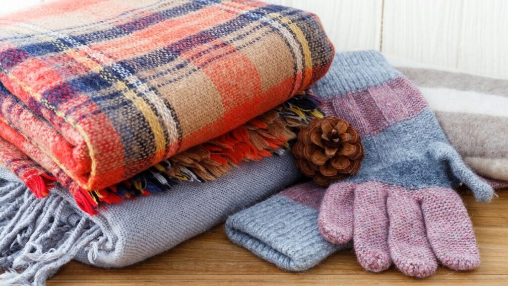 Shipping winter clothing | Sherpr