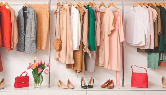 Shipping for London Fashion Week - Sherpr